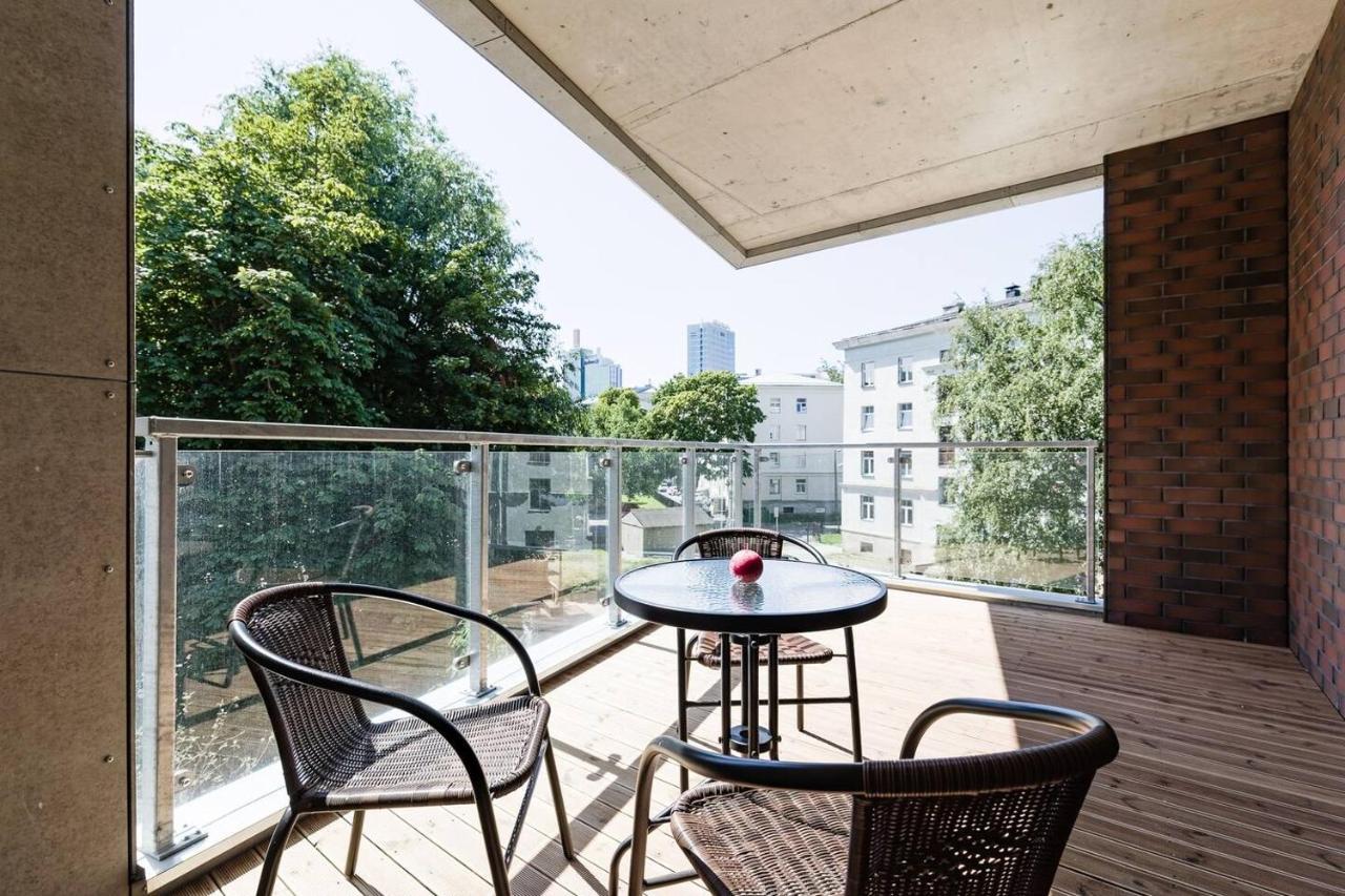 Central Apartments, Quiet With Free Parking And Ac. Tallinn Eksteriør bilde