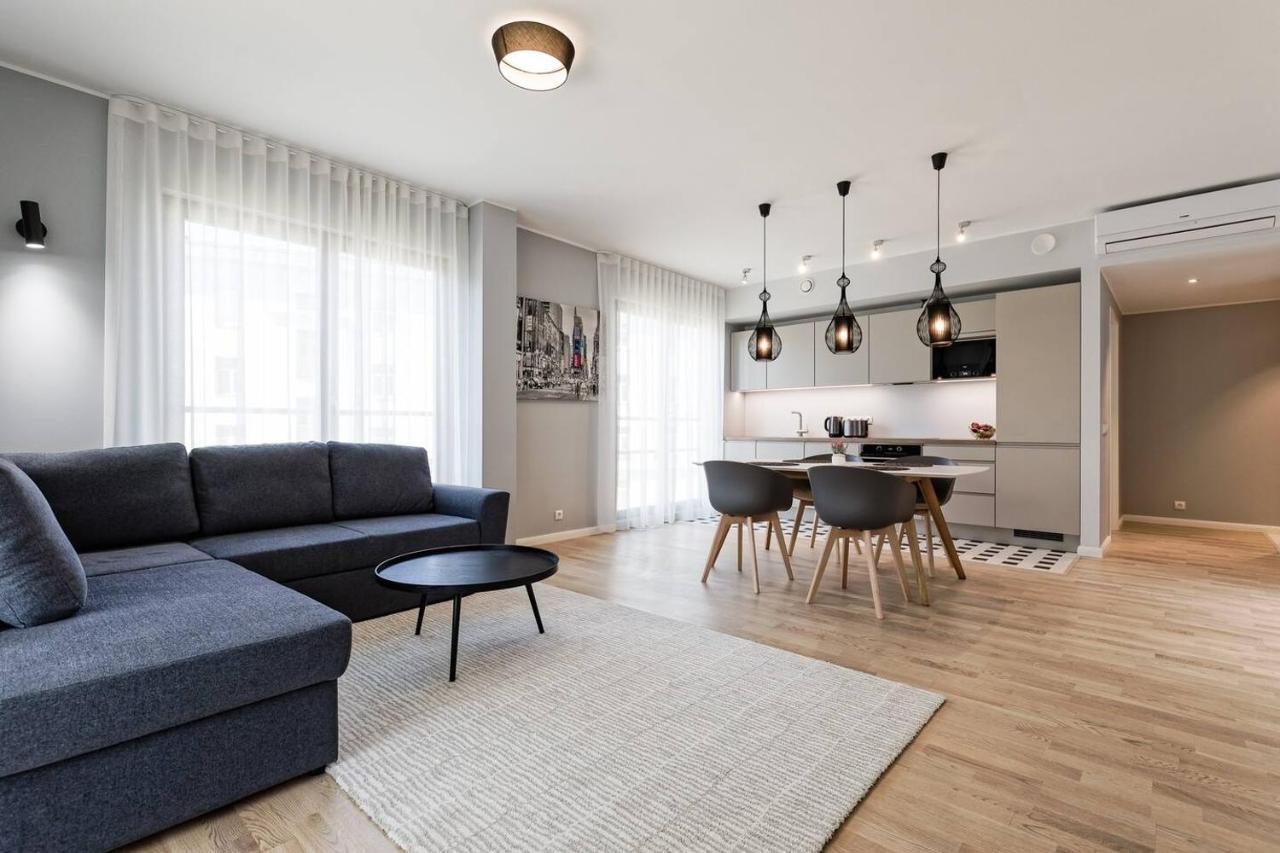 Central Apartments, Quiet With Free Parking And Ac. Tallinn Eksteriør bilde