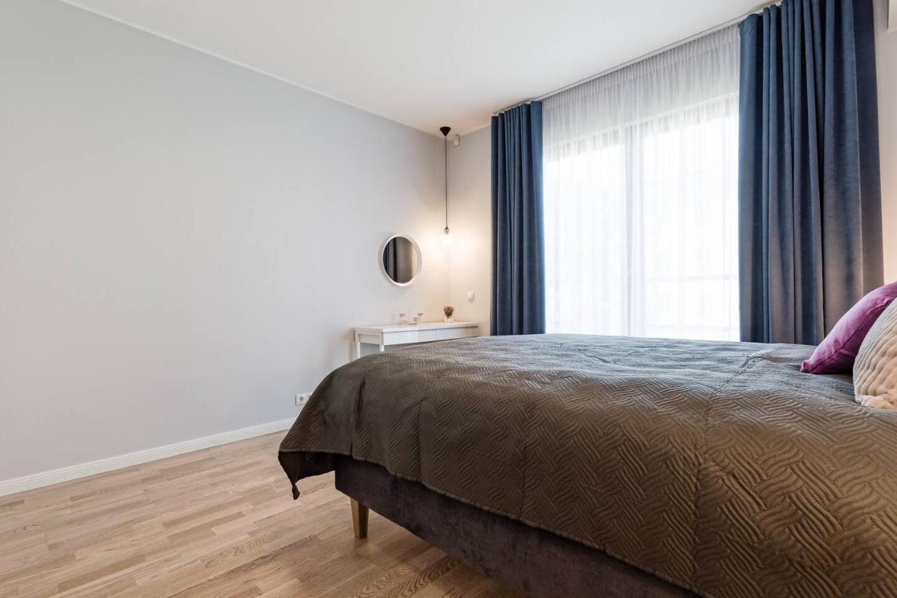 Central Apartments, Quiet With Free Parking And Ac. Tallinn Eksteriør bilde