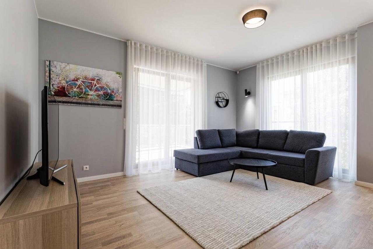 Central Apartments, Quiet With Free Parking And Ac. Tallinn Eksteriør bilde