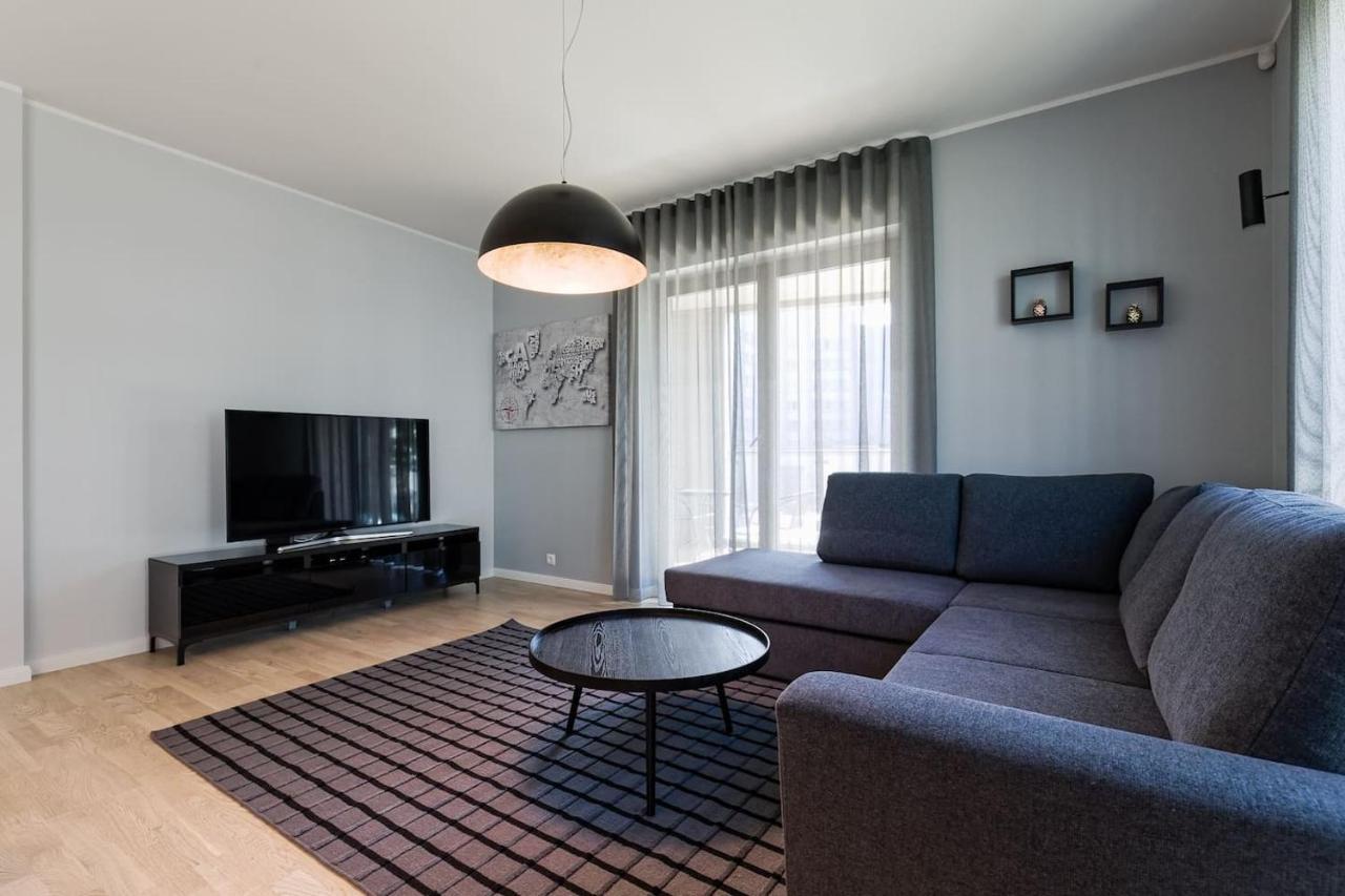 Central Apartments, Quiet With Free Parking And Ac. Tallinn Eksteriør bilde