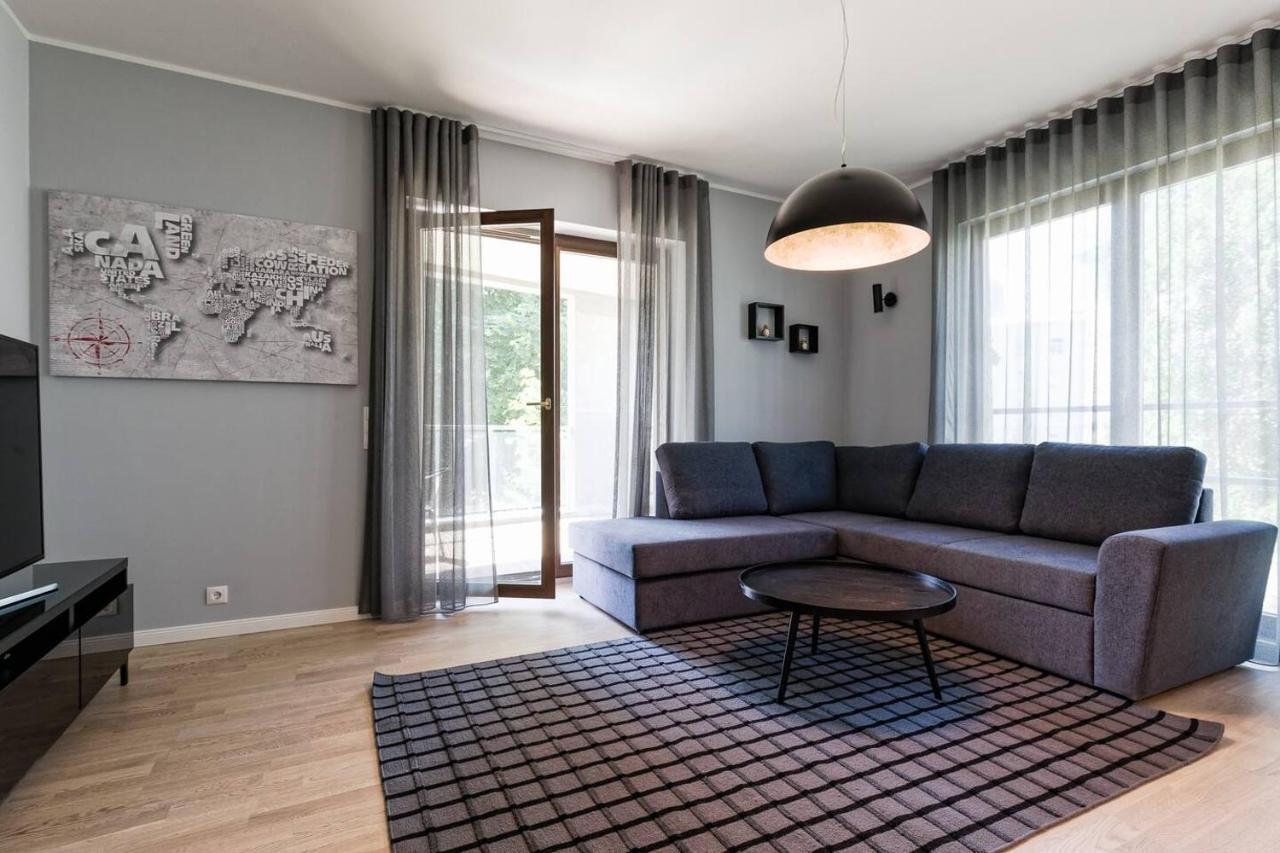 Central Apartments, Quiet With Free Parking And Ac. Tallinn Eksteriør bilde