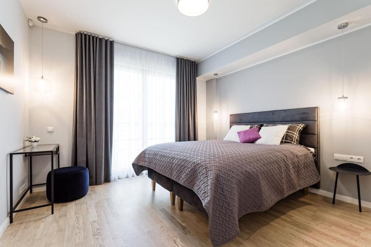 Central Apartments, Quiet With Free Parking And Ac. Tallinn Eksteriør bilde