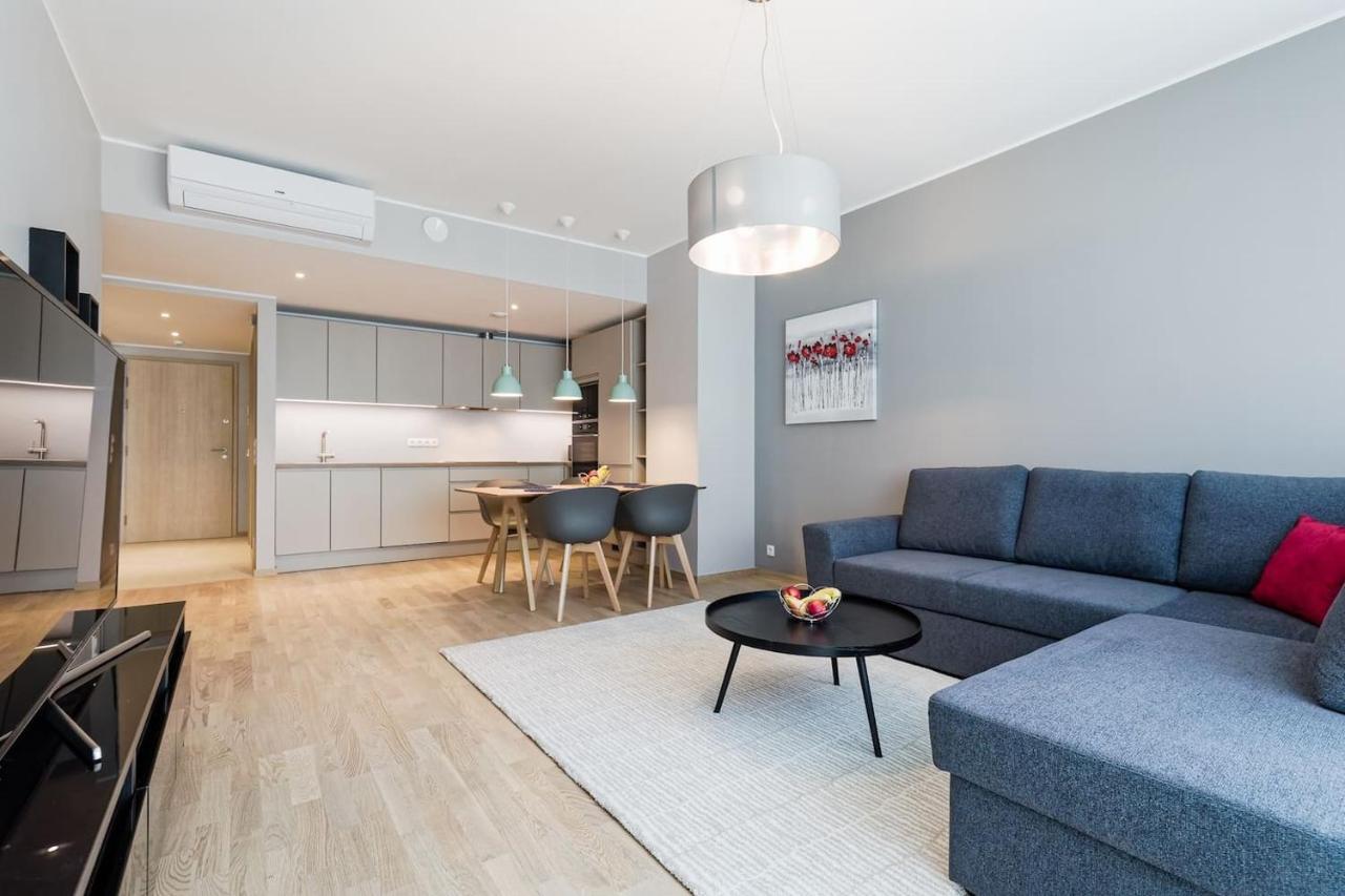 Central Apartments, Quiet With Free Parking And Ac. Tallinn Eksteriør bilde