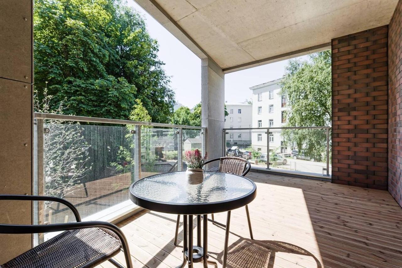 Central Apartments, Quiet With Free Parking And Ac. Tallinn Eksteriør bilde