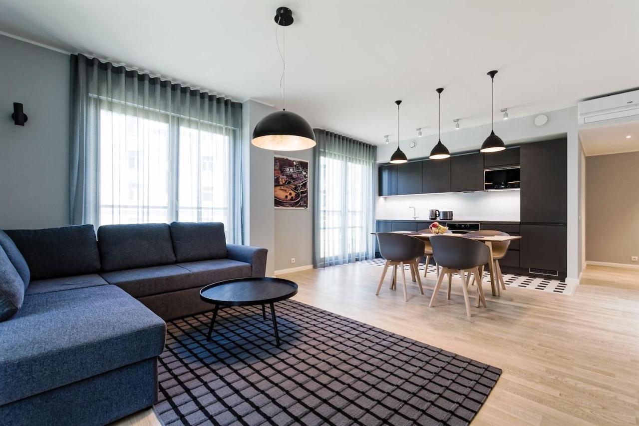 Central Apartments, Quiet With Free Parking And Ac. Tallinn Eksteriør bilde